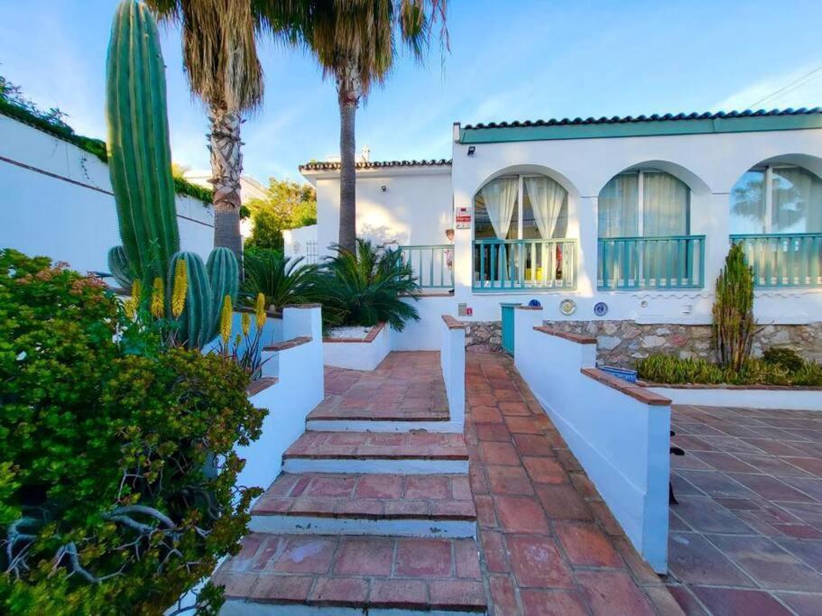 Villa Capitano -Seaviews -4 Bedrooms - La Cala 라칼라데미야스 외부 사진